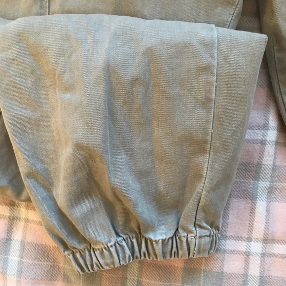 Gorgeous Zara Cargo Pants for Women - Picture 3 of 7